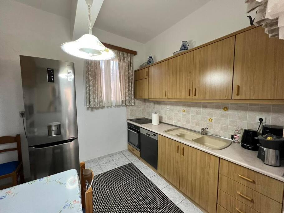 Local Apt Near City Lights 2 Heraklion  Exterior photo